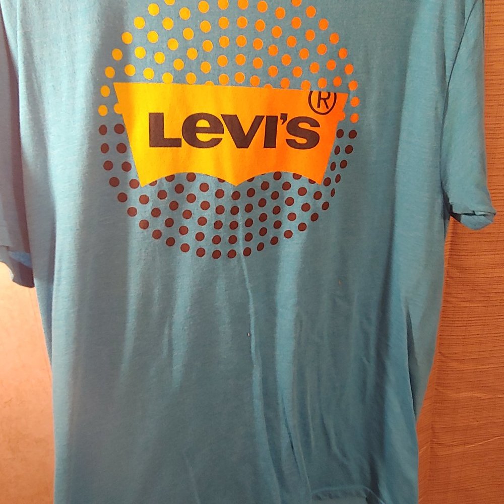 Levis Tee Shirt